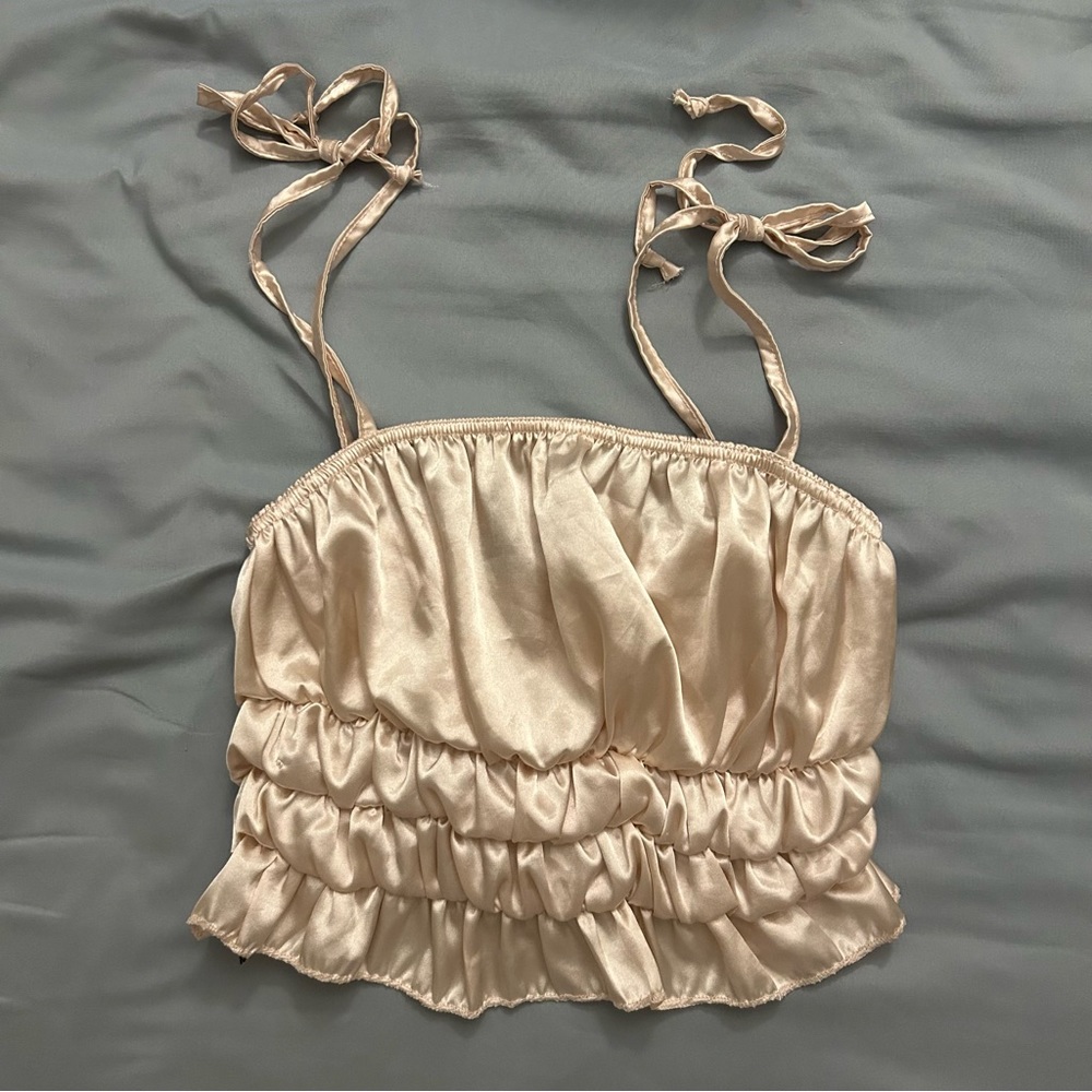 Pretty Little Thing tie shoulder top